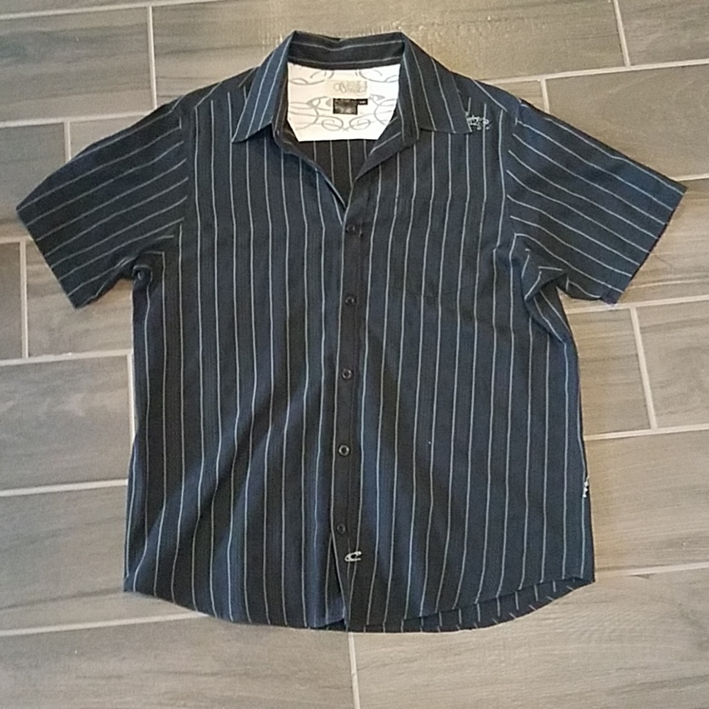 Short-sleeve black striped button down